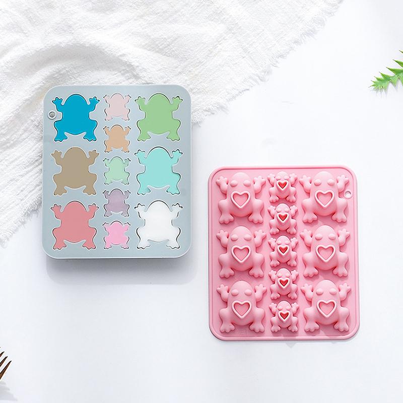 قالب سيليكون على شكل ضفادع، قا - مراجعة Silicone Mold Tray وسعره