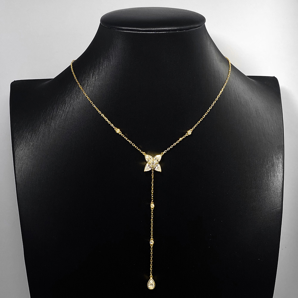 قلادة موسانيت بتصميم دائري/على - مراجعة Bezels Set Pendant وسعره
